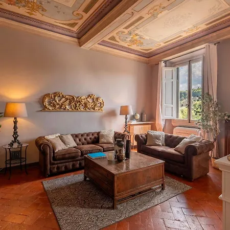 Genteel Biblioteca * Florence